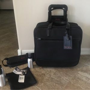 Tumi Weekender